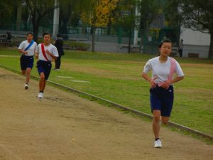 20161207中学校　駅伝3