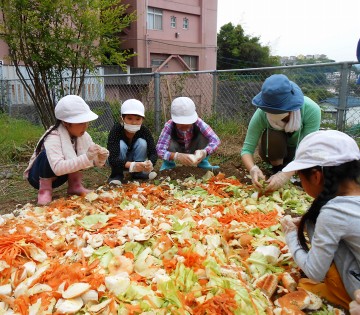 元気野菜2017 生ごみ投入