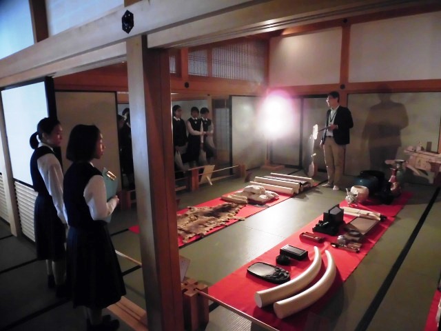 歴史文化博物館見学