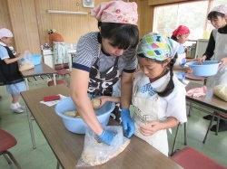 小３お味噌作り2019