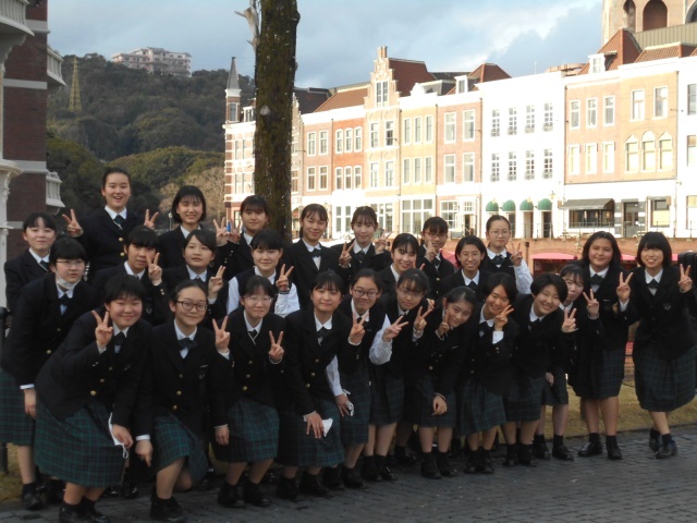 中3が修学旅行でハウステンボスへ~テーブルマナー講習も充実