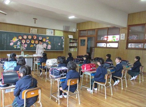 令和７年度　入学式