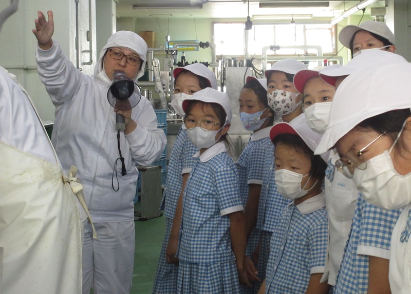 小３ かまぼこ工場見学2025