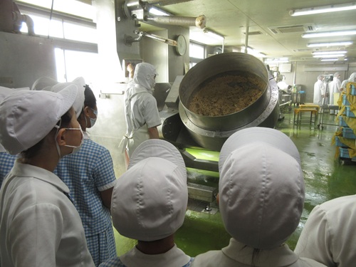 小３ かまぼこ工場見学2025