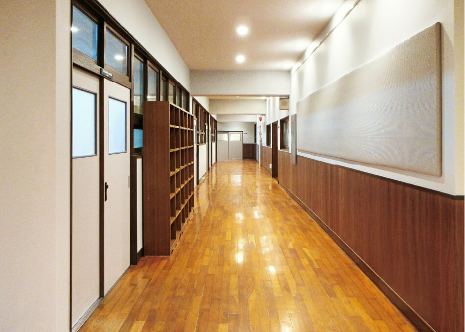 リニューアルプロジェクトで改修した廊下