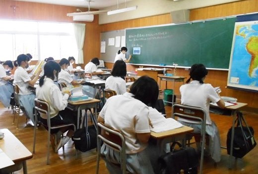 １学期の授業参観と公開授業 2022